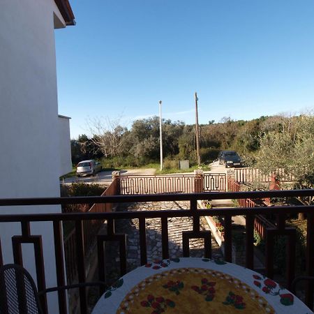 Apartments Emil 769 Фажана Екстер'єр фото