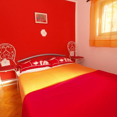Apartments Emil 769 Фажана Екстер'єр фото