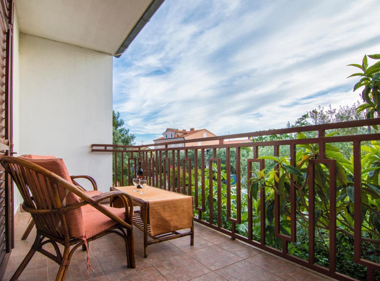 Apartments Emil 769 Фажана Екстер'єр фото